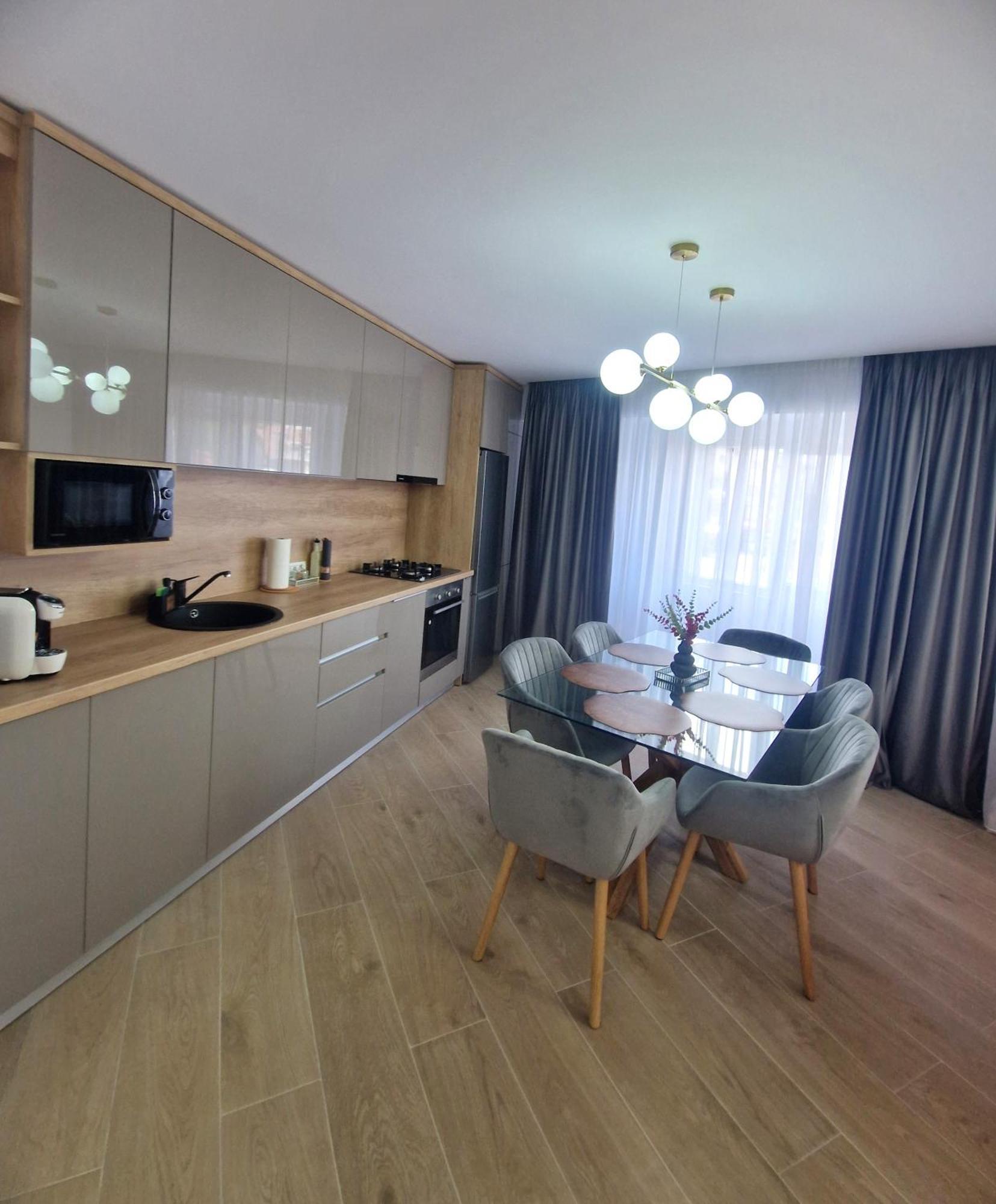 Ultracentral Luxury Apartament Curtea de Argeş Exterior foto